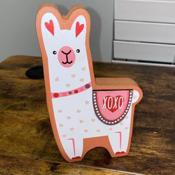 XOXO Llama Valentines Day heart decoration Valentine Love Tiered Tray decoration - Picture 9 of 9